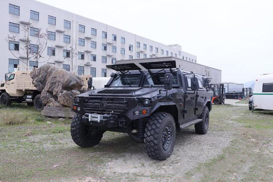 Kogelvrij Carrosserie Custom Off Road Militair Voertuig 6 Man Assault Vehicle 4x4