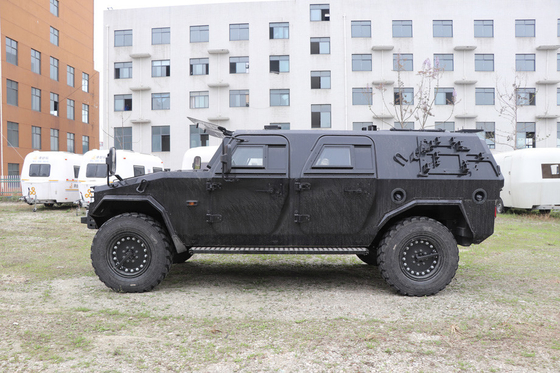 Kogelvrij Carrosserie Custom Off Road Militair Voertuig 6 Man Assault Vehicle 4x4