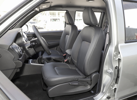 4 Deurpick-up met vier cilinders 4WD 5 Zetels2.4l Verplaatsing 1.4m Ladingstank