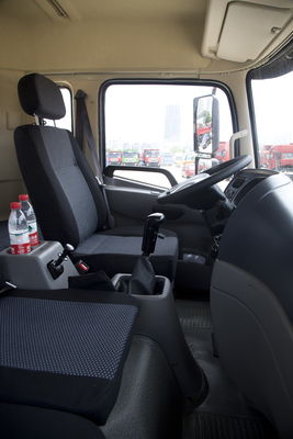 Wielbasis 3650mm Zware Stortplaatsvrachtwagen 4 Cilinders GVW 18 Ton Tipper Truck