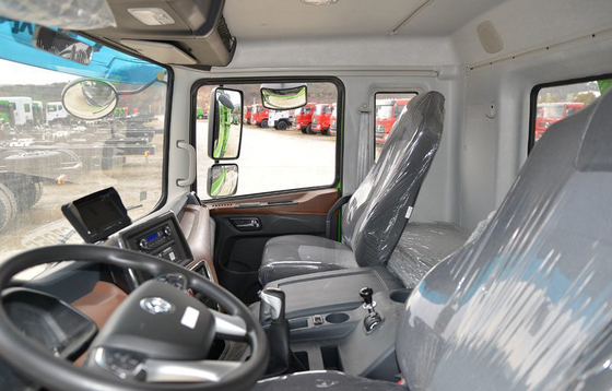 8x4 zware Kipper 7.8m van de Stortplaatsvrachtwagen de Motor van de Ladingstank GVW 31000KG YUCHAI