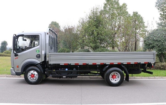 Lichte Diesel van Cummins van de Ladingscontainer Vrachtwagens Luxeuitgave 4x2 DONGFENG