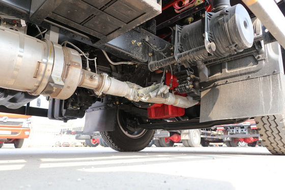 Snak 6800mm de Lichte van het de Logistiekvervoer van de Ladingsvrachtwagen van de de Kolomplaat 8MT Rem van de de Transmissielucht