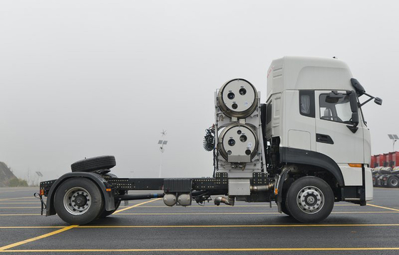 Van de het LNGcng Tractor van het goederenvervoer van de de Aanhangwagen500hp Motor de Tractiemassa 32,4 Ton