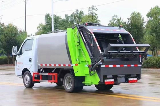 Van de de Hygiënevrachtwagen van het huisvuilvervoer Gemeentelijke Emissie 6 van Dongfeng 70kw 95hp Euro