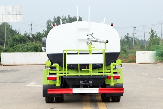 9 Cbm die van het de Vrachtwagen4x2 Wiel van de Licht Waterkar de Diesel Linkerleiding bestrooien