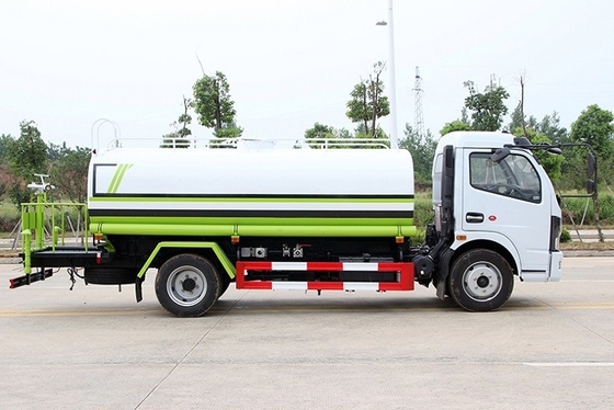 9 Cbm die van het de Vrachtwagen4x2 Wiel van de Licht Waterkar de Diesel Linkerleiding bestrooien