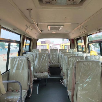 Aangepaste 6.6M Travel Diesel Bus Bus 10 - 25 Zetels 3300mm Wielbasis